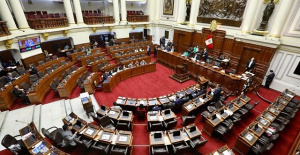 The Peruvian congress will hold an extraordinary session this Sunday to learn about the proceedings of the Prosecutor's Office