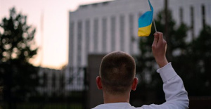 Ukraine condemns as "terrorism and intimidation" the threats received in recent days by embassies