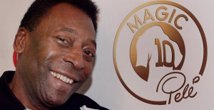 Pelé sends his encouragement to the Brazilian team and his family insists that he is not in palliative care