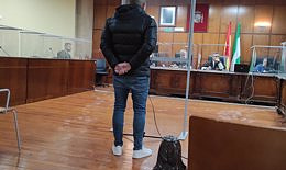 The Court of Jaén sentences a soldier to two years in prison for sexually assaulting his partner's daughter