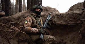 The Ukrainian armed forces say they have "liquidated" more than 900 Russian soldiers in the last day