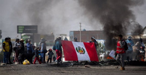 Protesters resume protests in Peru to call for new elections