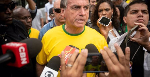 A senator affirms that Bolsonaro sought to convince him to carry out a coup in Brazil and announces his resignation