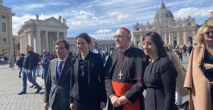The Pope asks Ayuso, Almeida and González to think "of the people before ideologies"
