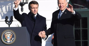 Biden and Macron reaffirm their commitment to provide "security assistance" to Ukraine