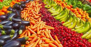 One in three basic foods rises in price in March, more in fruits and vegetables, according to Facua