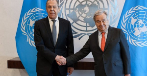 Guterres meets with Lavrov and gives him a letter to Putin