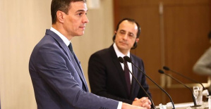 Sánchez holds his first meeting with Meloni today in Rome in which they will try to advance the migration pact