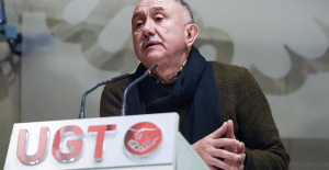 Pepe Álvarez (UGT) recalls in France that in Spain the prices of "those who earn the most" have risen