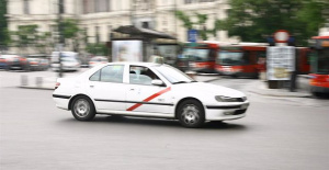 The taxi sector postpones the planned demonstration in Madrid to Thursday, June 29