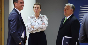 EU leaders resist Orbán's push to reverse asylum burden-sharing deal
