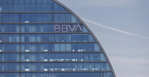 BBVA earns almost 3,900 million until June, 31% more, and will repurchase shares for 1,000 million