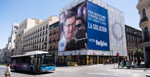 The PP hangs a canvas appealing to the useful vote for Feijóo: "We may not be your party, but we are the solution"