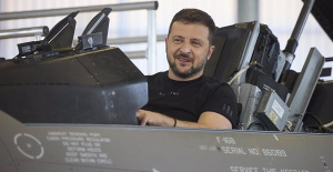 Zelensky calls for speeding up the addition of F-16s to "keep out" Russian troops
