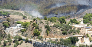 The fire in Portbou (Girona) is stabilized and the lack of confinement ends