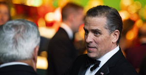 Hunter Biden charged with three serious weapons charges