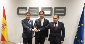 CEOE, Cepyme and ATA reject the reduction of working hours due to its "negative" impact on companies and the economy