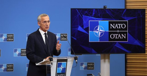 NATO shows its support for Israel after the Hamas attack but remembers that "wars have rules"