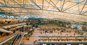 Hamburg airport (Germany) restarts operations after the threat of an attack