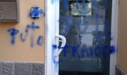 Torres denounces acts of vandalism against PSOE headquarters in the Canary Islands with the throwing of eggs and graffiti