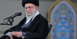 Khamenei calls on Muslim countries to boycott Israel that includes oil and other basic goods