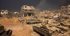 Israel and Hamas cross accusations over a violation of the temporary truce in the Gaza Strip