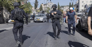 Hamas claims responsibility for attack in Jerusalem with at least three dead