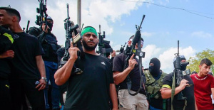 Hamas's armed wing confirms the death of a senior commander during Israeli attacks