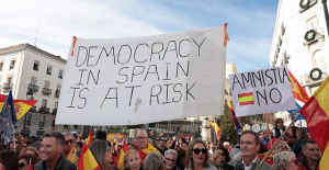 The PP reinforces its rejection of the amnesty and the "deceptions" of the PSOE in a crowded Puerta del Sol in Madrid