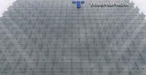 Telefónica earned 502 million in the third quarter, 9.3% more, and 1,262 million until September