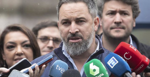 Abascal accuses Feijóo of lying because "one day he mobilizes the Spaniards and another he makes an agreement with the coup plotters in Congress"