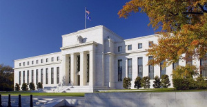 US Economy Little or Flat Since November, Fed Beige Book Finds