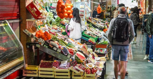 More than 50% of Spaniards have cut their spending on energy or food due to inflation, according to Oxfam Intermón